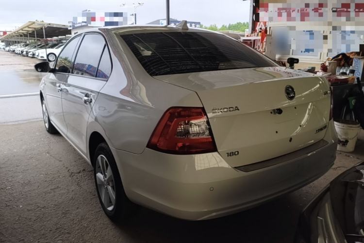 Used Skoda Rapid 2016 1.6L Automatic Chuanxing Edition Rear Left 45 Deg