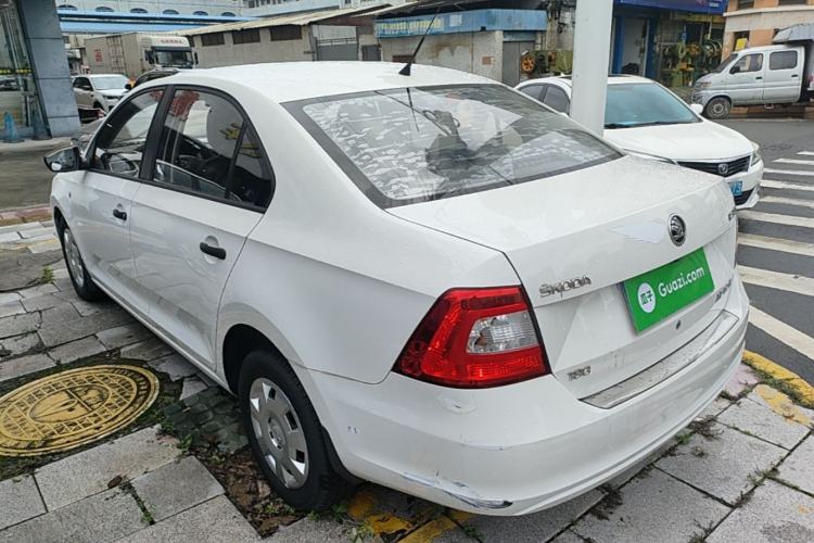 Used Skoda Rapid 2016 1.6L Manual Front-Wheel-Drive Version Rear Left 45 Deg