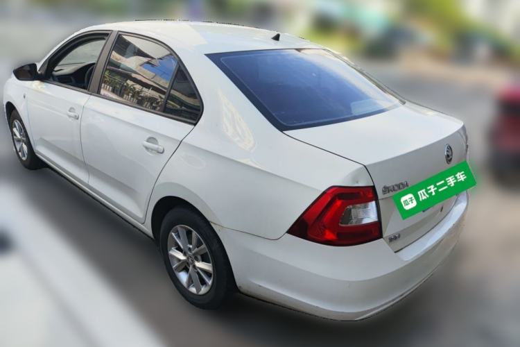 Used Skoda Rapid 2016 1.6L Manual Front-Wheel-Drive Version Rear Left 45 Deg