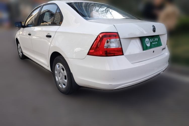 Used Skoda Rapid 2016 1.4L Manual Front-Wheel Drive Model Rear Left 45 Deg