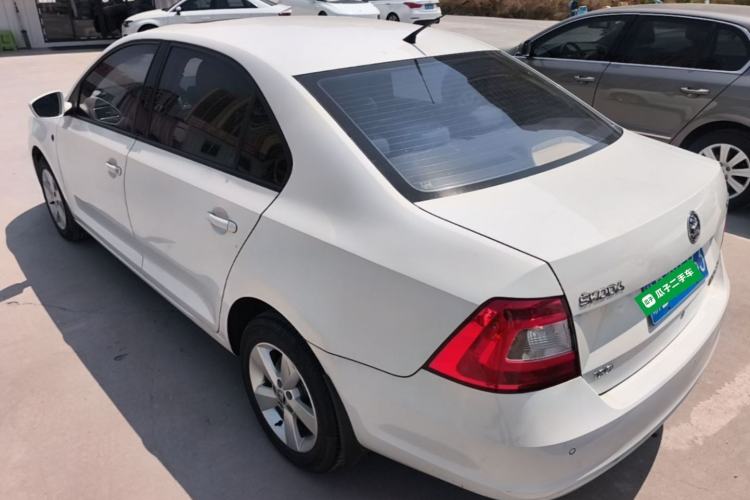 Used Skoda Rapid 2016 1.6L Automatic Chuanxing Edition Rear Left 45 Deg