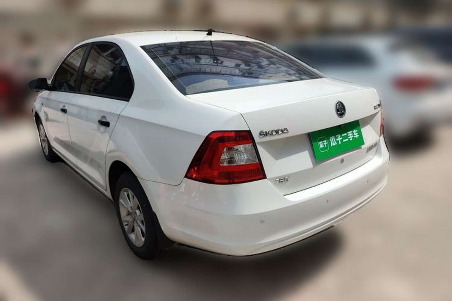 Used Skoda Rapid 2016 1.6L Manual Front-Wheel-Drive Version Rear Left 45 Deg