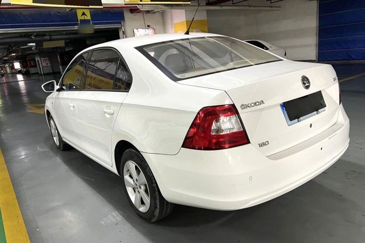 Used Skoda Rapid 2016 1.6L Automatic Chuanxing Edition Rear Left 45 Deg