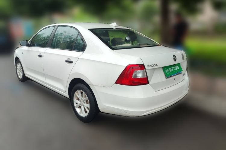 Used Skoda Rapid 2016 1.4L Manual Front-Wheel Drive Model Rear Left 45 Deg