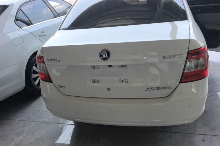 Used Skoda Rapid 2016 1.6L Automatic Chuanxing Edition Rear