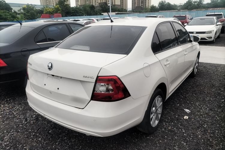 Used Skoda Rapid 2016 1.6L Manual Trend Edition Rear Right 45 Deg
