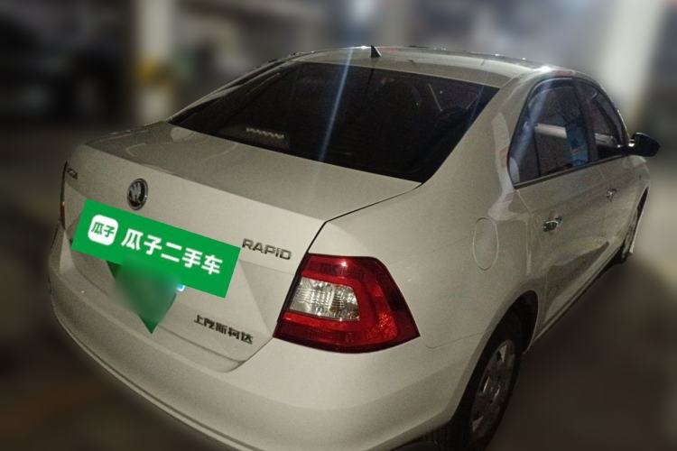 Used Skoda Rapid 2016 1.6L Manual Front-Wheel-Drive Version Rear Right 45 Deg