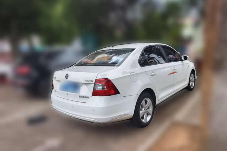 Used Skoda Rapid 2016 1.6L Manual Front-Wheel-Drive Version Rear Right 45 Deg