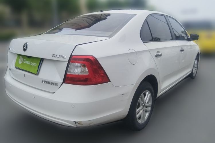 Used Skoda Rapid 2016 1.6L Automatic Front-Wheel Drive Model Rear Right 45 Deg