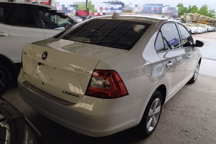 Used Skoda Rapid 2016 1.6L Automatic Chuanxing Edition Rear Right 45 Deg