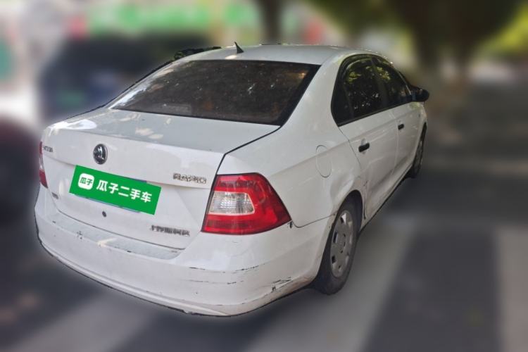 Used Skoda Rapid 2016 1.6L Manual Front-Wheel-Drive Version Rear Right 45 Deg