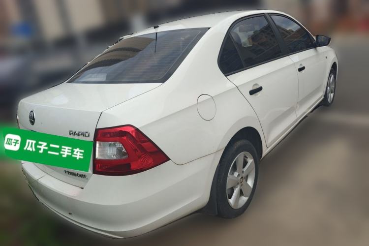 Used Skoda Rapid 2016 1.6L Manual Front-Wheel-Drive Version Rear Right 45 Deg