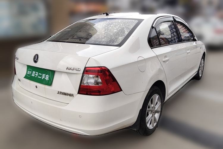 Used Skoda Rapid 2016 1.6L Manual Trend Edition Rear Right 45 Deg