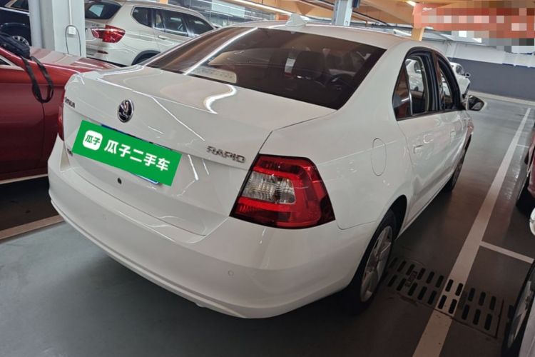 Used Skoda Rapid 2016 1.6L Automatic Chuanxing Edition Rear Right 45 Deg