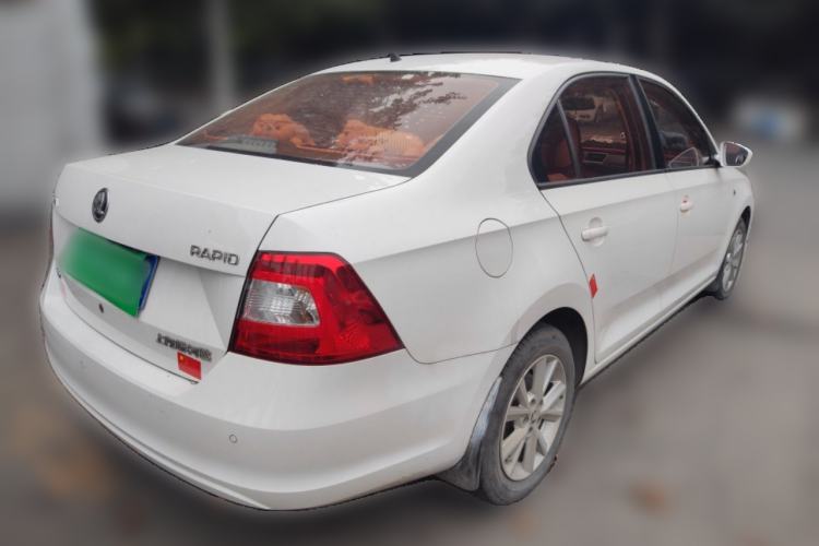 Used Skoda Rapid 2016 1.6L Manual Trend Edition Rear Right 45 Deg