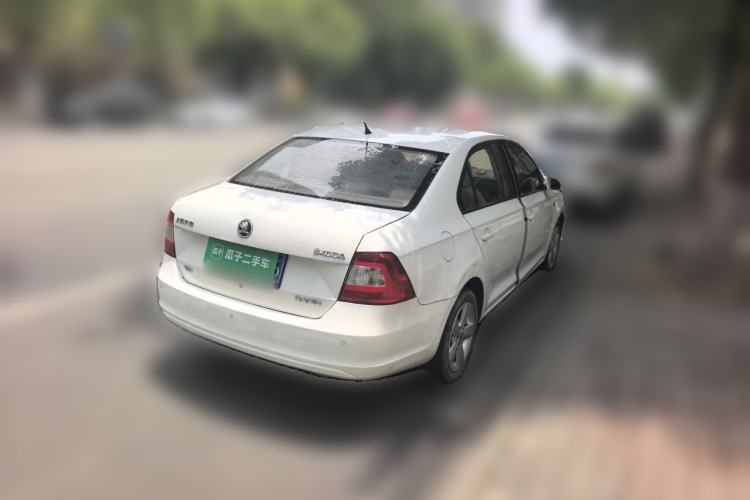 Used Skoda Rapid 2016 1.6L Manual Trend Edition Rear Right 45 Deg