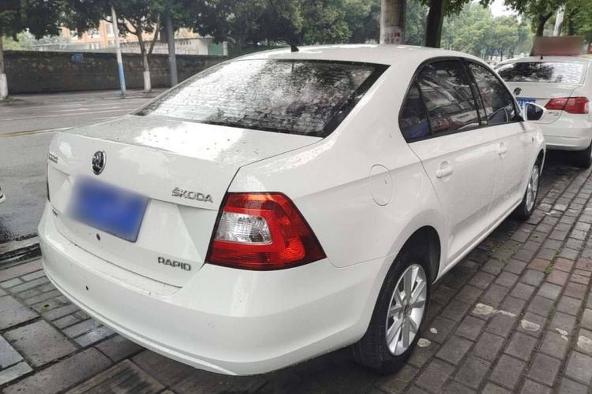 Used Skoda Rapid 2016 1.6L Automatic Chuanxing Edition Rear Right 45 Deg