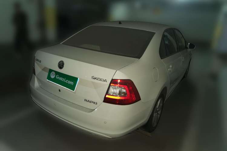Used Skoda Rapid 2016 1.6L Automatic Chuanxing Edition Rear Right 45 Deg