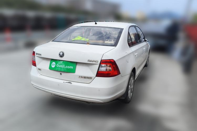 Used Skoda Rapid 2016 1.6L Manual Trend Edition Rear Right 45 Deg