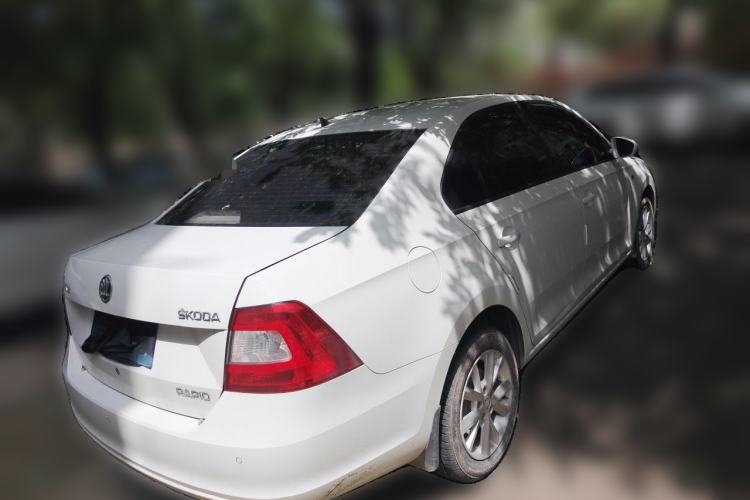 Used Skoda Rapid 2016 1.6L Automatic Chuanxing Edition Rear Right 45 Deg