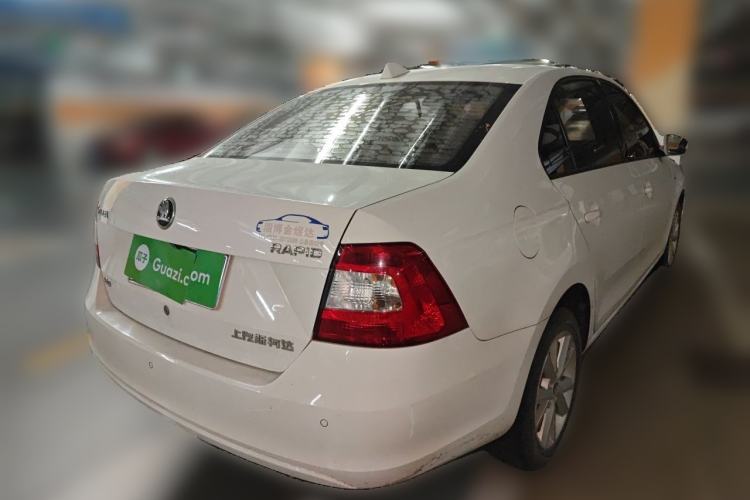 Used Skoda Rapid 2016 1.6L Manual Trend Edition Rear Right 45 Deg