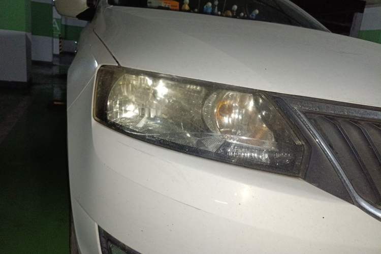 Used Skoda Rapid 2016 1.6L Automatic Chuanxing Edition Right Front Headlight