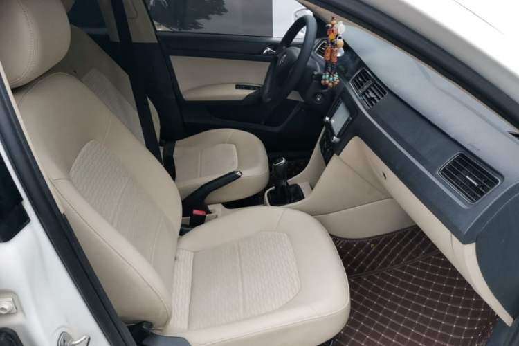 Used Skoda Rapid 2016 1.4L Manual Trend Edition Right Front Seat