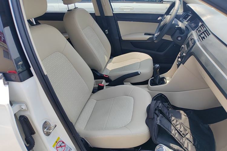 Used Skoda Rapid 2016 1.6L Manual Trend Edition Right Front Seat