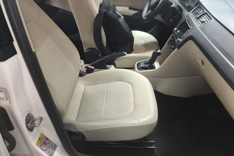 Used Skoda Rapid 2016 1.6L Automatic Chuanxing Edition Right Front Seat