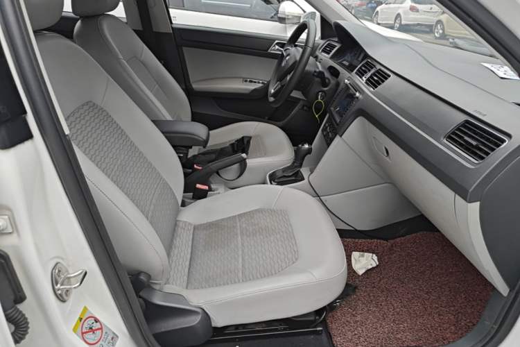 Used Skoda Rapid 2016 1.6L Automatic Chuanxing Edition Right Front Seat