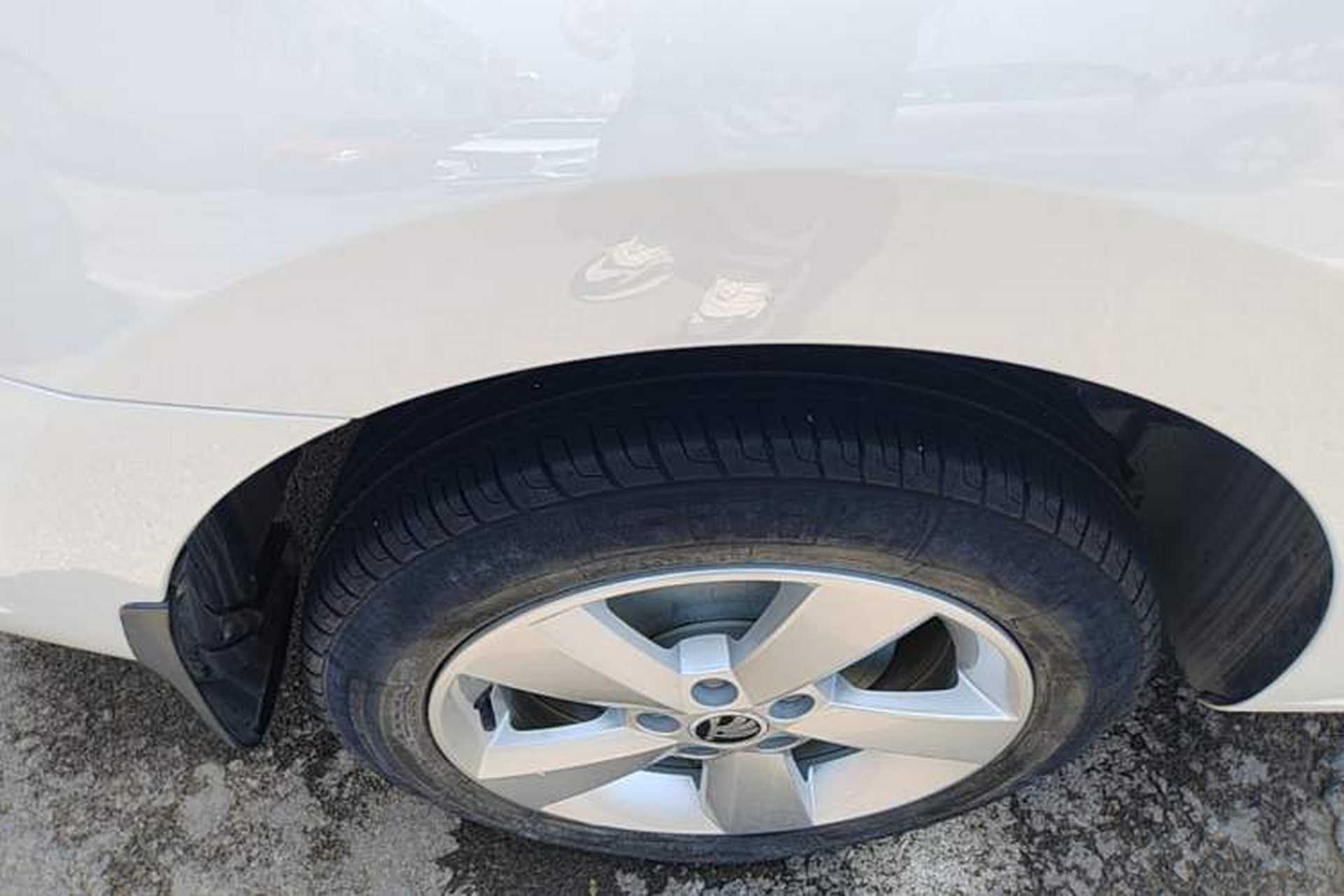 Used Skoda Rapid 2016 1.6L Manual Trend Edition Right Rear Wheel Hub
