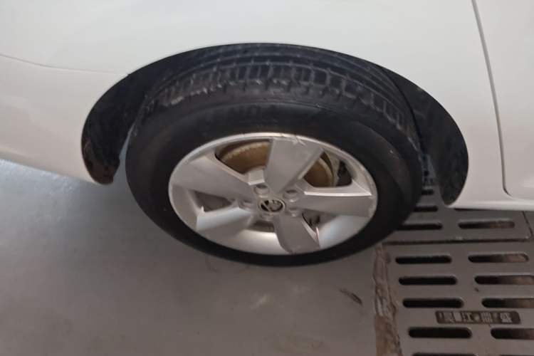 Used Skoda Rapid 2016 1.6L Automatic Chuanxing Edition Right Rear Wheel Hub