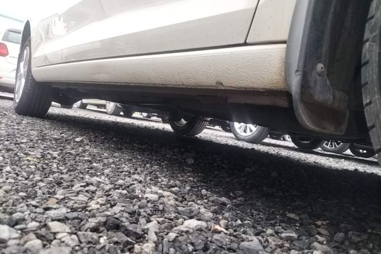 Used Skoda Rapid 2016 1.6L Manual Trend Edition Right Side Sill