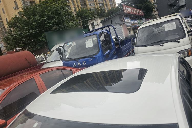 Used Skoda Rapid 2016 1.6L Automatic Chuanxing Edition Roof