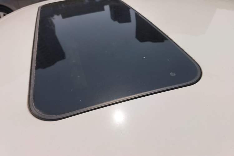 Used Skoda Rapid 2016 1.6L Automatic Chuanxing Edition Roof