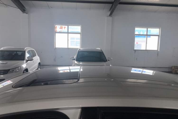 Used Skoda Rapid 2016 1.6L Manual Trend Edition Roof