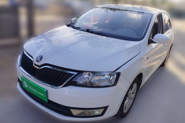 Used Skoda Rapid 2016 1.6L Manual Front-Wheel-Drive Version