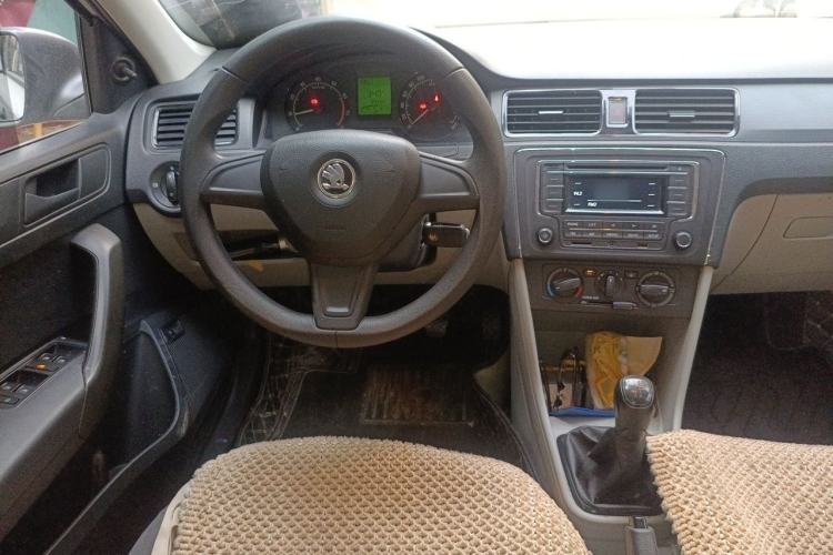 Used Skoda Rapid 2016 1.4L Manual Front-Wheel Drive Model Steering Wheel