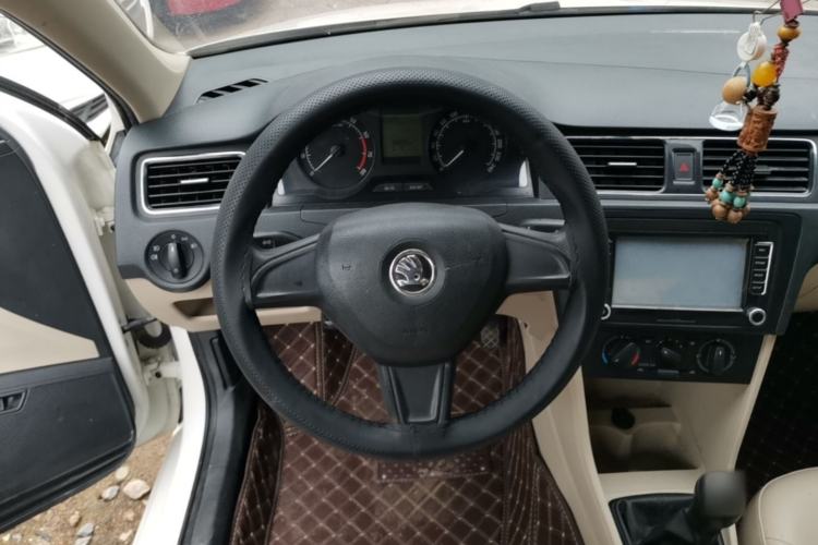 Used Skoda Rapid 2016 1.4L Manual Trend Edition Steering Wheel