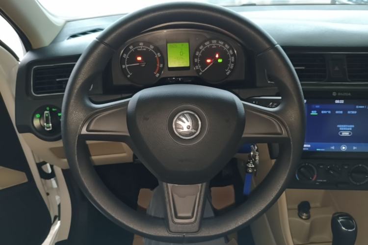 Used Skoda Rapid 2016 1.6L Automatic Chuanxing Edition Steering Wheel