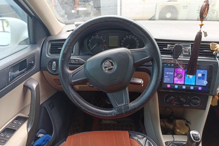 Used Skoda Rapid 2016 1.6L Manual Trend Edition Steering Wheel