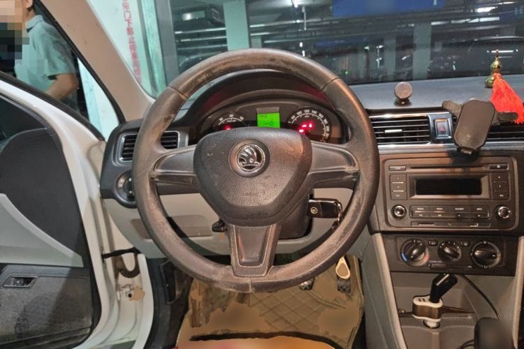 Used Skoda Rapid 2016 1.6L Manual Trend Edition Steering Wheel