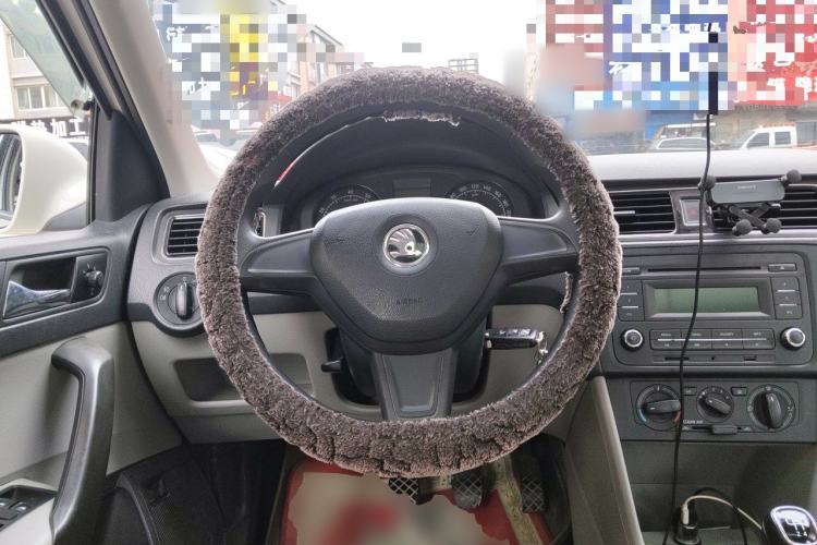 Used Skoda Rapid 2016 1.6L Manual Trend Edition Steering Wheel