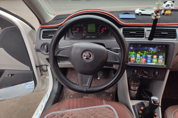 Used Skoda Rapid 2016 1.6L Manual Trend Edition Steering Wheel