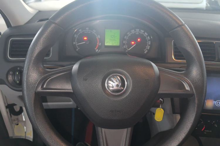 Used Skoda Rapid 2016 1.6L Manual Trend Edition Steering Wheel
