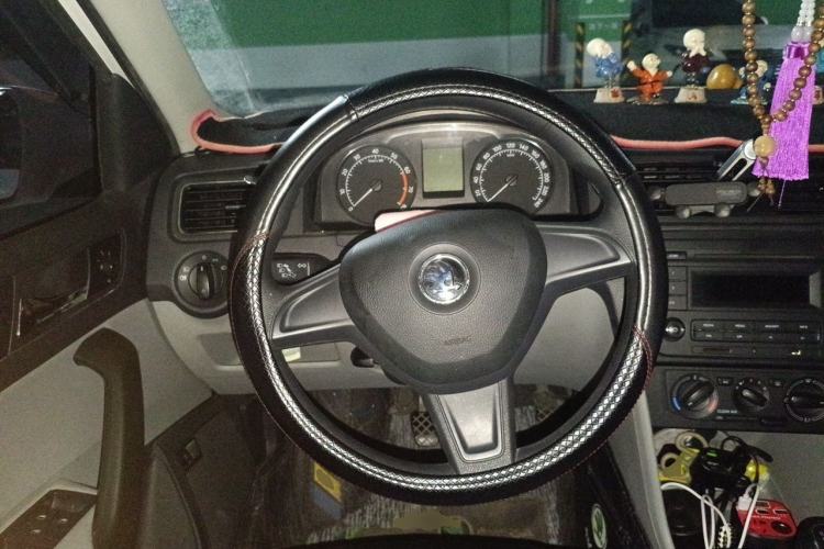 Used Skoda Rapid 2016 1.6L Automatic Chuanxing Edition Steering Wheel