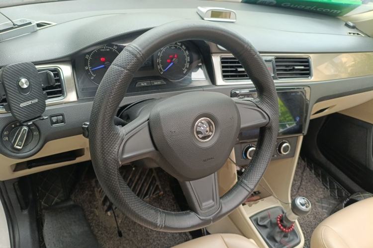 Used Skoda Rapid 2016 1.6L Manual Trend Edition Steering Wheel