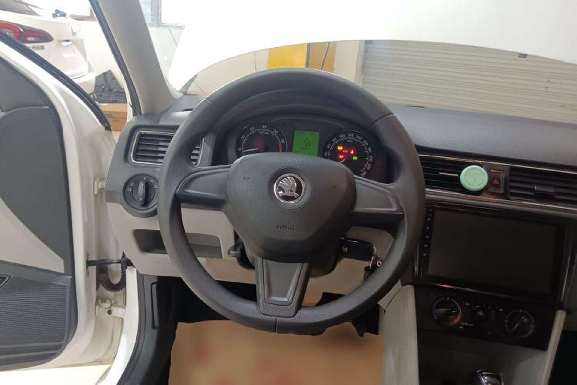 Used Skoda Rapid 2016 1.6L Automatic Chuanxing Edition Steering Wheel