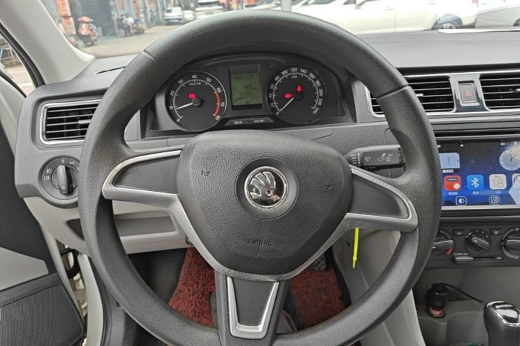 Used Skoda Rapid 2016 1.6L Automatic Chuanxing Edition Steering Wheel