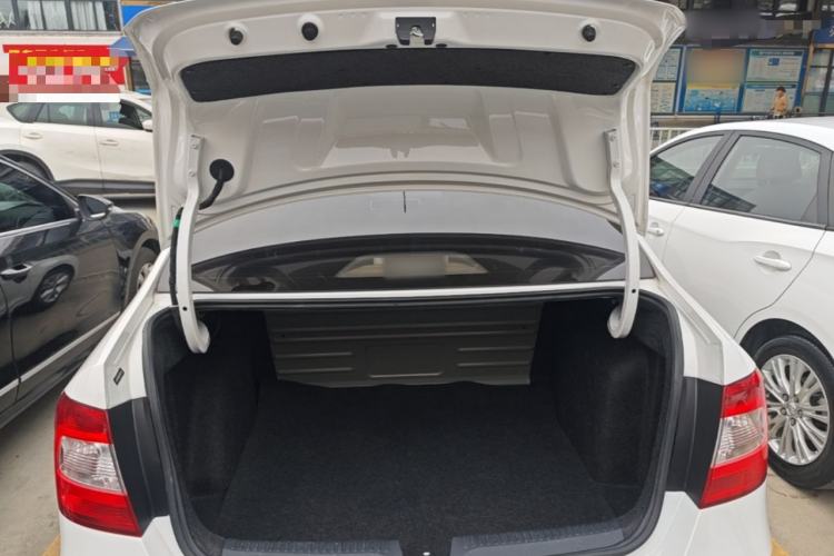 Used Skoda Rapid 2016 1.6L Automatic Chuanxing Edition Trunk